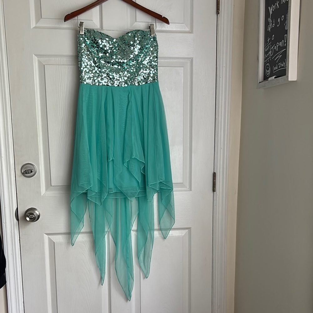 SPEECHLESS strapless teal sequin fairy handkerchief bottom dress sz 11 mermaid